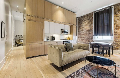 Tulane - Gravier Apartment | Cozy 1BR Apartment Near CBD | Gated Parking | Gym