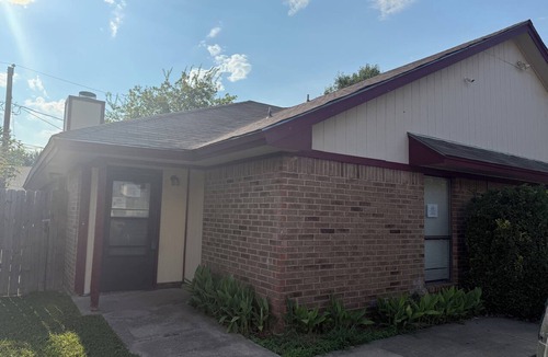South Arlington House | Cozy 2-bedroom house in serene Arlington with AC