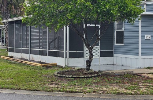 Southwinds House | Cozy 2-bedroom mobile home with AC in marvelous Port Orange