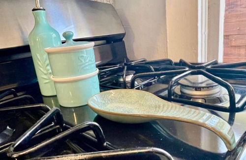 Lake Worth Cottage | Cozy 2-bedroom cottage in lovely Lake Worth Beach with AC