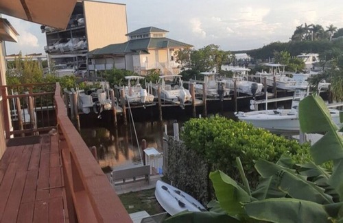 Naples Cottage | Cozy 2-bedroom Waterfront Cottage in Beautiful Marco Island!