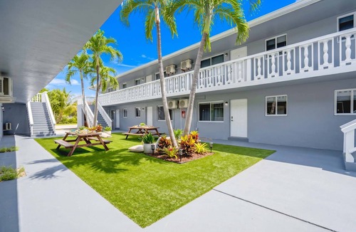 Poinciana Park Apartment | Cozy 2BR Near Beach, Airport & Cruise Port