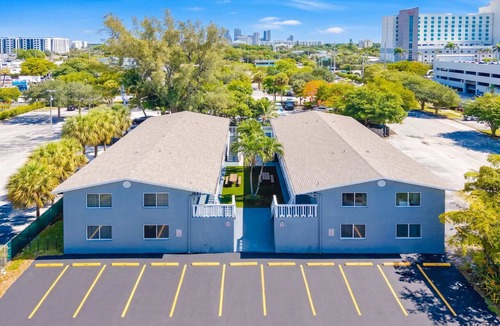 Poinciana Park Apartment | Cozy 2BR Near Beach, Airport & Cruise Port