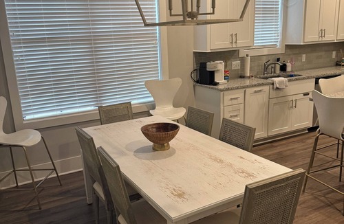 Starkville Cottage | Cozy 3-bedroom cottage in marvelous Starkville with AC