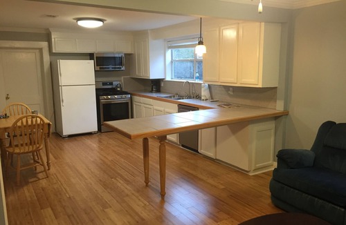 Killian House | Cozy 3 bedroom house that sits on a secluded dead end road.