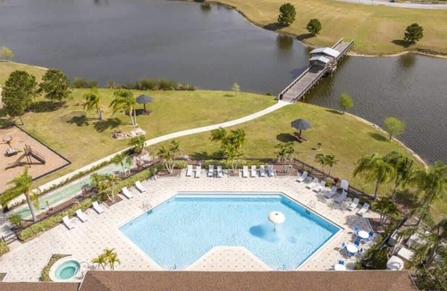 Trafalgar Village House | Cozy 4Bd Home | Private Pool | Trafalgar Resort