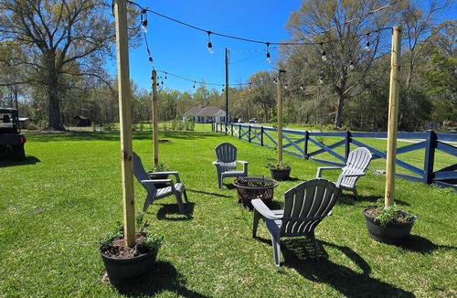 Supreme House | Cozy and Clean Bayou Retreat on Highway 1 near Many Louisiana Attractions