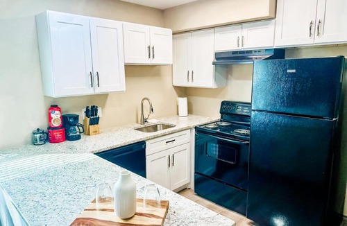 Texas City Apartment | Cozy Comfort 1BR - Renovated, Private, Pet Welcome