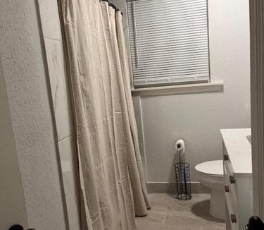 Port Arthur House | Cozy, Comfortable, and Convenient!