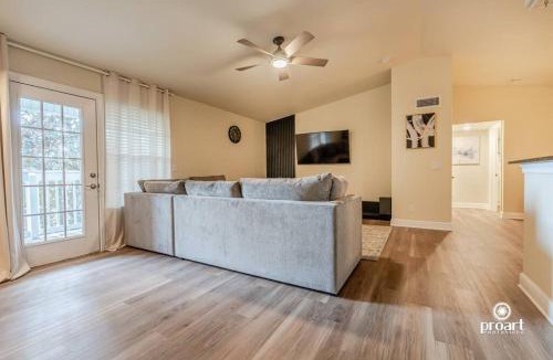 Indian Bayou Apartment | Cozy Condo Sunrise and Sunset
