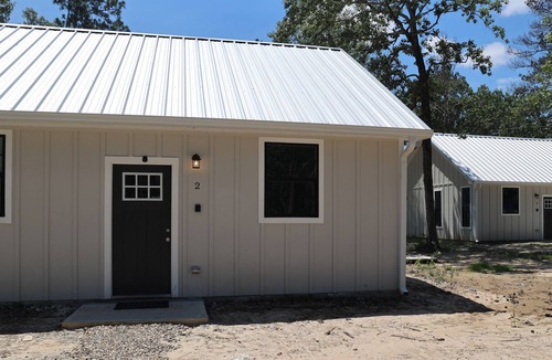 Zavalla Cottage | Cozy cottage situated on 8 acres of private property- 5 minutes from the lake!