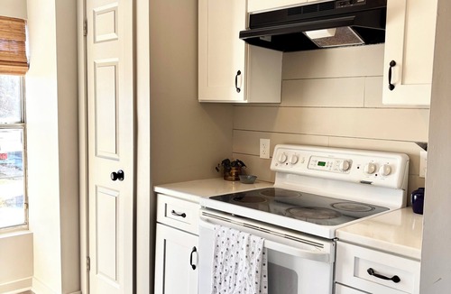 Callaway House | Cozy Cul-de-sac in southern Panama City. Close to town and Beaches