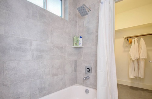 Northside House | Cozy Downtown Townhome