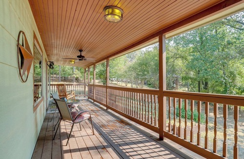 Avinger House | Cozy East Texas Retreat Near Lake O’ the Pines!