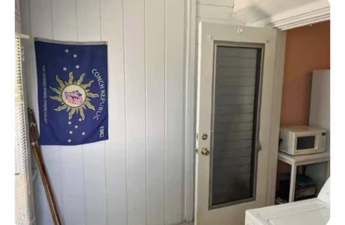 Lanark Village House | Cozy Fishing Retreat located in Lanark Village