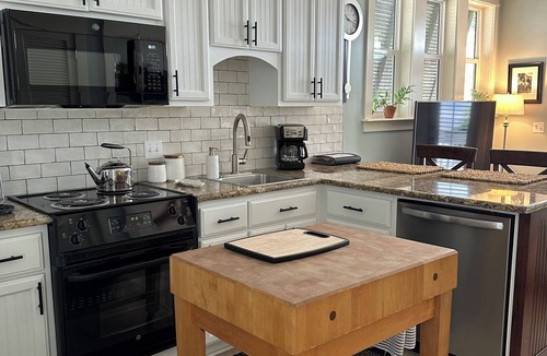 Rosemary Beach Cottage | 'Cozy for Two' - Delightful for a Couple