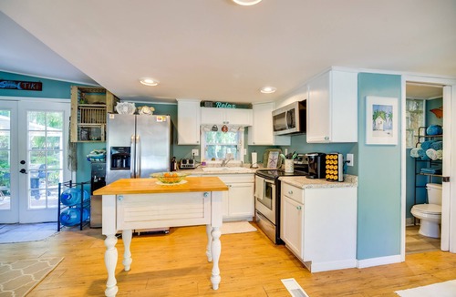Vero Beach Cottage | Cozy Fort Pierce Cottage on Farm Animal Rescue!