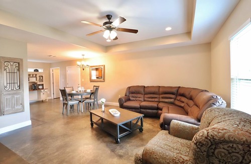 Hammond House | Cozy Hammond Hideaway Home located 10 minutes from Southeastern University