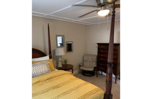 Crestline Heights House | Cozy home close to airport, parks, and downtown
