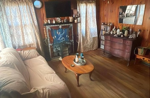 Jemison House | Cozy home with Bedroom for rent