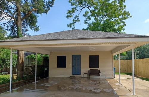 Milton Apartment | COZY HOUSE! with Covered Parking