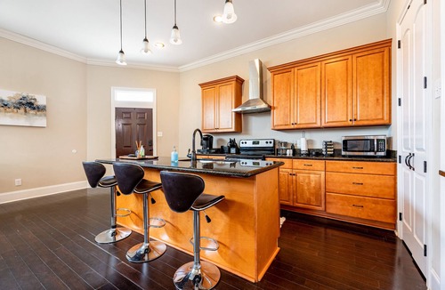 Milan Condo | Cozy New Orleans condo!