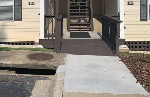 Dadeville Condo | Cozy off Water condo in Stillwaters with Pool & Hot Tub.