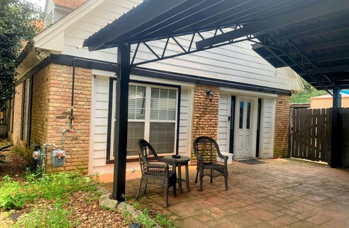 Milton House | Cozy Private Room-Queen&Full Bed, Hot Tub Pool Pets Welcome!