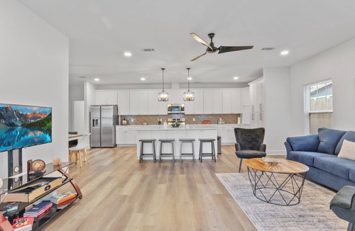 Mid City South House | Cozy & Quiet Stay near LSU & Downtown with Free Parking