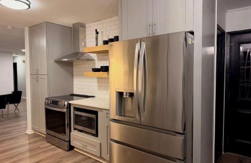 Highlands - Perkins House | Cozy Retreat - Quiet-Central-Near LSU and Hospitals