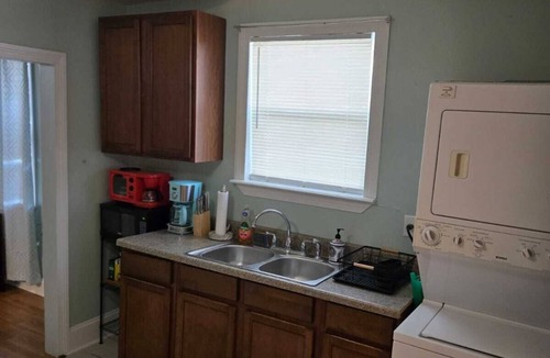 Tulane - Gravier House | Cozy Shotgun off Lafitte Greenway/Midcity