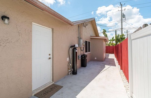 Lauderhill Apartment | Cozy studio in amazing Lauderhill with refreshing AC