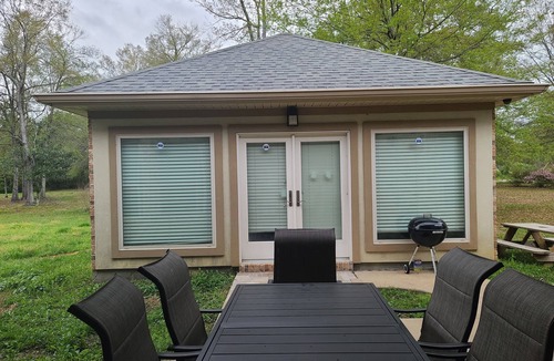 Hammond Apartment | Cozy studio with AC/WiFi in enchanting Hammond 1 hr from NOLA and Baton Rouge