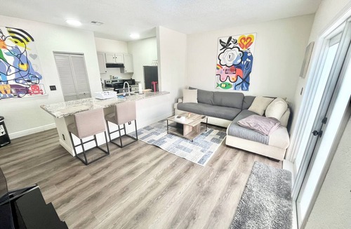 Downtown Fort Lauderdale Apartment | Cozy & Stylish 1-bedroom apartment in fantastic Fort Lauderdale with AC