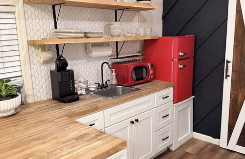 Robinson Cottage | Cozy Waco Home-15 min to Magnolia and Baylor