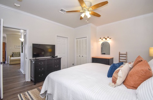 Dadeville Condo | Cozy Water Front Condo on Lake Martin. Boat Slip. Bottom floor walk-out unit.