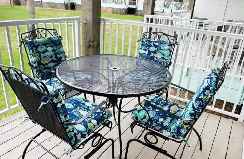 Lower Grand Lagoon House | Crabby Lagoon C104