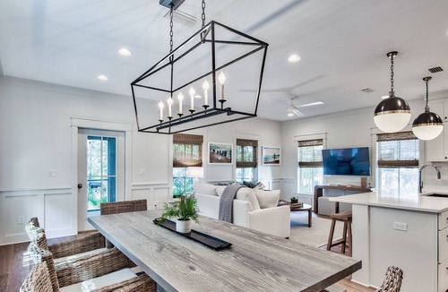 Seacrest Cottage | Cruis n & Sail n-Luxury Modern Cottage, extra sleeping space and Screened Porch in Magnolia Cottages