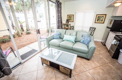 Crystal Beach Apartment | Crystal Beach Cottage, steps to beach & pool. Close to shopping, restaurants!