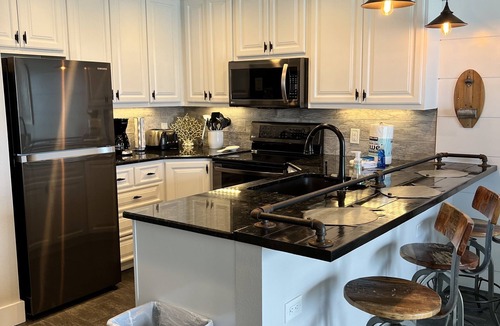 Crystal Beach Condo | Crystal Beach Waterfront Condo Destin 1 bdrm Unit with Private Beach Service ☀️⛱️