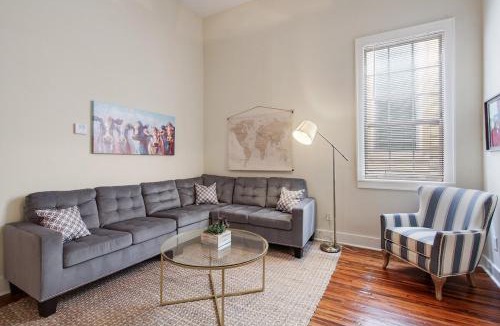 South 7th Ward Apartment | Cute 1bed 1bath 4blocks from French Q, steps from Jazz & music venues