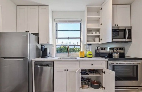 South 7th Ward Apartment | Cute 1bed steps from French Q, Bourbon St and Jazz venues