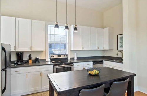 South 7th Ward Apartment | Cute 1bed walk to French Q & Bourbon St
