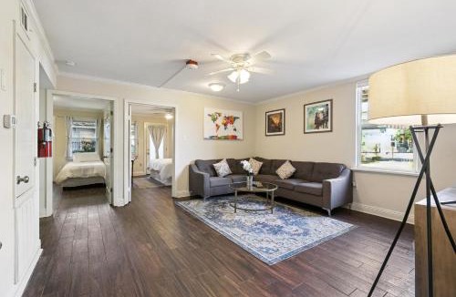 Treme Apartment | Cute 2Bed 1bath, 7blocks from French Q, steps to Jazz venues, free gated pk include