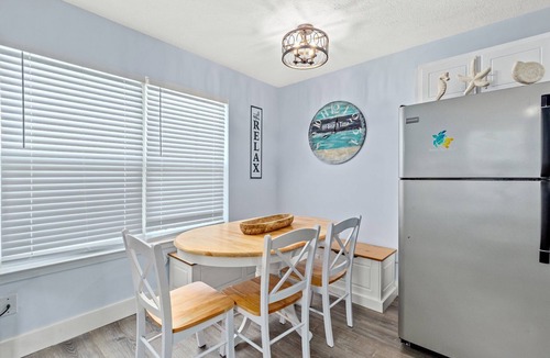 Bahama Beach House | Cute Newly Remodeled! 500 feet to Beach!