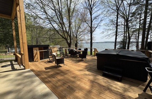 Homer House | Cypress Bungalow Retreat on Lake Claiborne +RV pad - Sleeps 12 | Hot Tub | Deck & Patio Dining