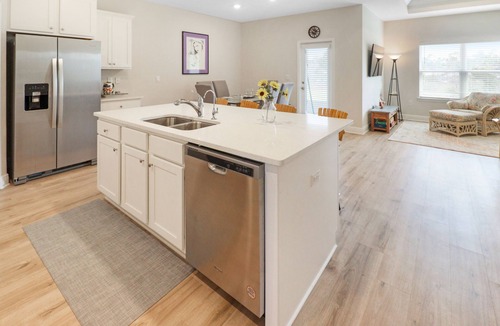 Port St. Joe House | CYPRESS SUNSHINE IS A 4BD/2BA HOME ACROSS THE STREET FROM COMMUNITY POOL!