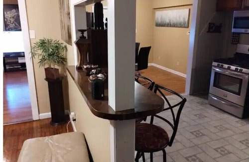 Bossier City House | D'Safari Lounge in Bossier City