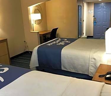 Panama City Hotel | Days Inn by Wyndham Panama City