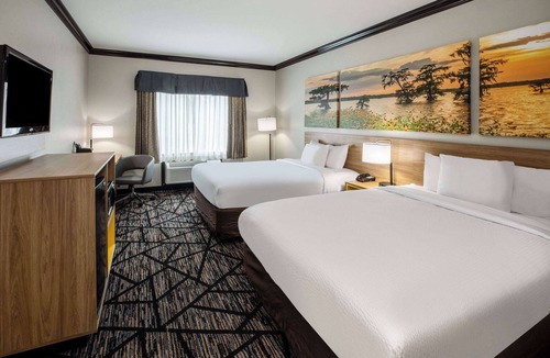 Baton Rouge Hotel | Days Inn by Wyndham Baton Rouge/I-10